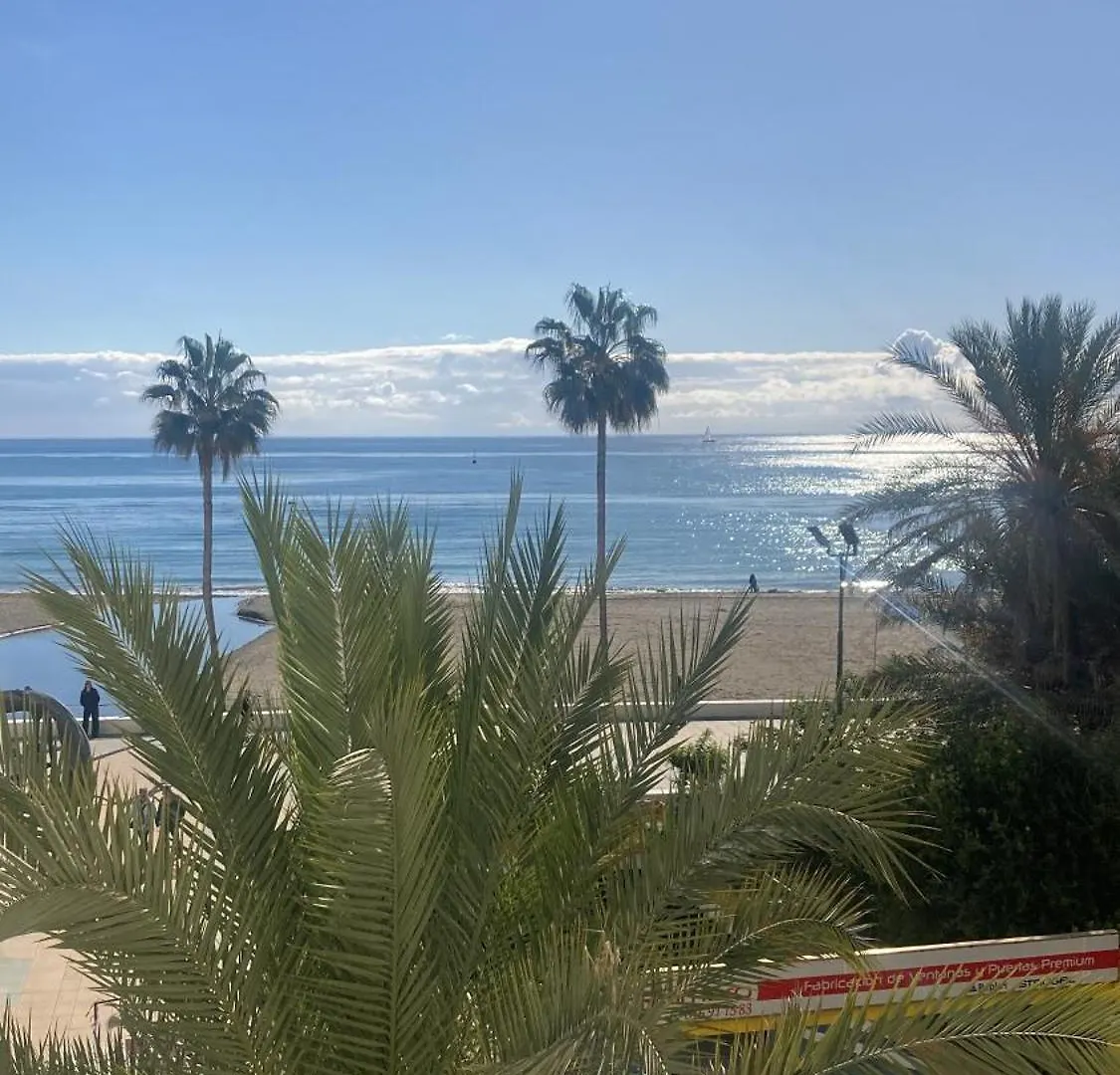 Holidays Beach Εστεπόνα Διαμέρισμα