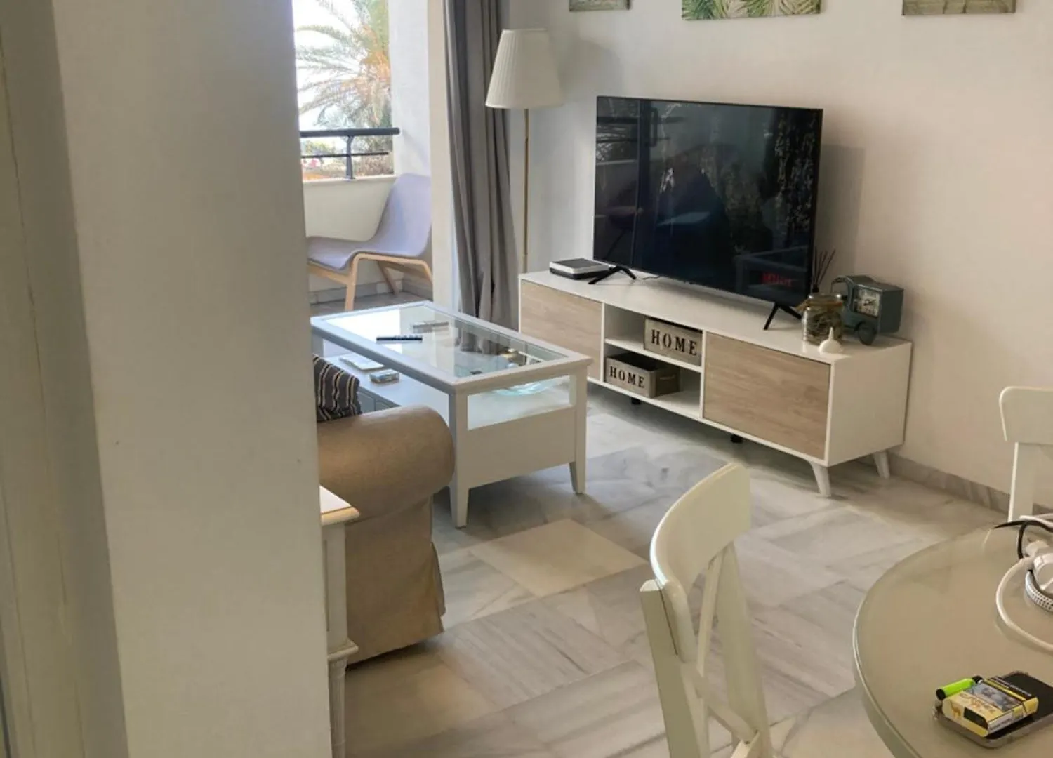 Holidays Beach Εστεπόνα 0*,